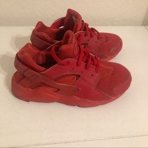 red huaraches kids